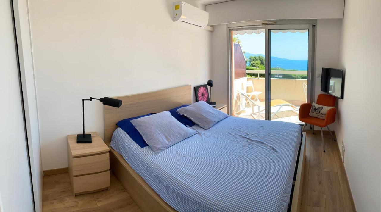 Superbe 2P vue mer, ensoleillé, piscine Roquebrune-Cap-Martin Extérieur photo