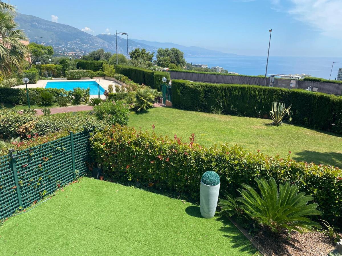 Superbe 2P vue mer, ensoleillé, piscine Roquebrune-Cap-Martin Extérieur photo