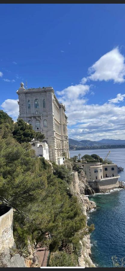 Superbe 2P vue mer, ensoleillé, piscine Roquebrune-Cap-Martin Extérieur photo